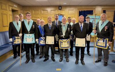 Double Passing at Crompton Lodge 8879